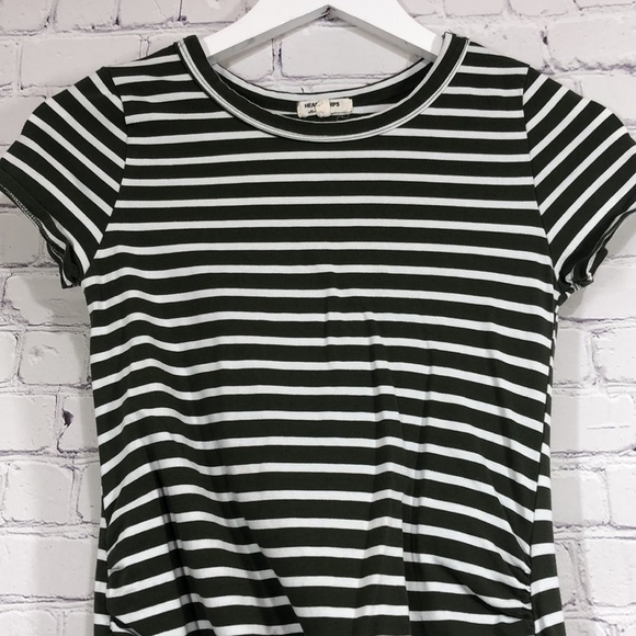 Heart & hips t-shirt dress - Picture 3 of 9